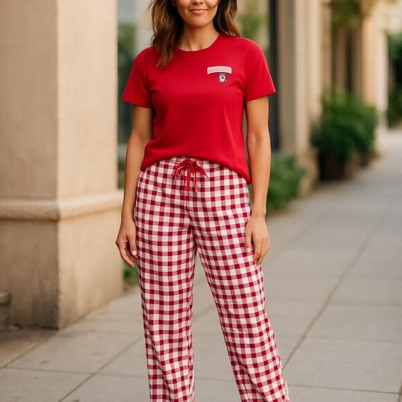 Sheyanne red 2-piece T-shirt style Pajama set, women's size L - Picture 1 of 11